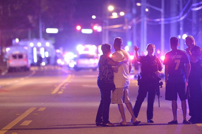 pulse-orlando-shooting-001_custom-64babf2bce52b227f199d0113b81f48dffc31211-s1600-c85